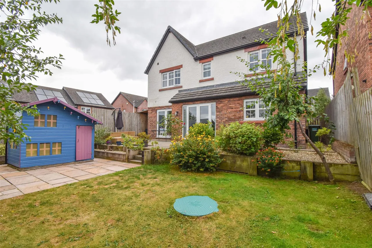 4 bed house for sale, Meadow Close, Lazonby