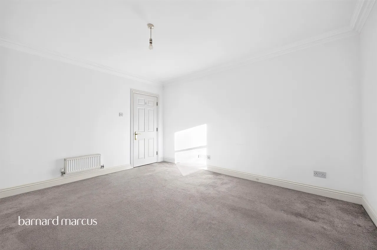 Ravens Close, Surbiton, KT6, photo 4