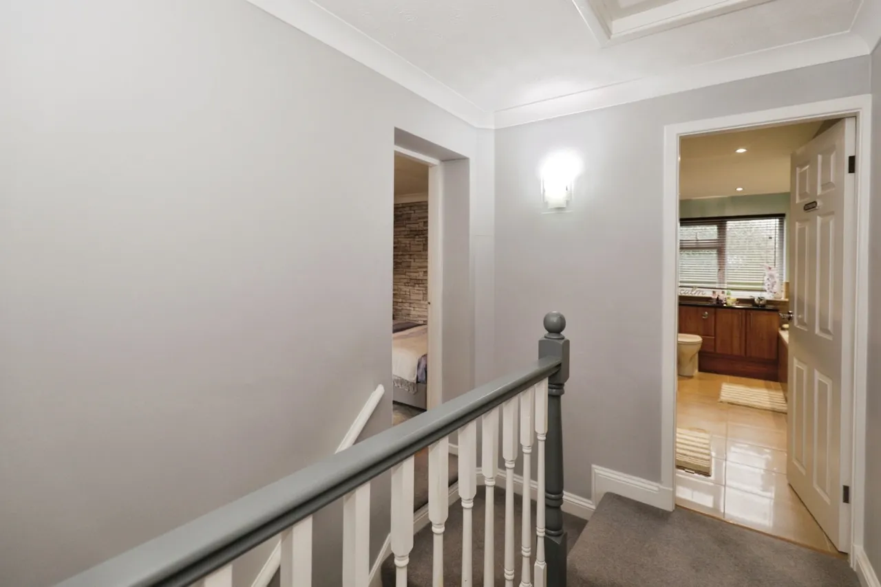 Castle Close, Killinghall, Harrogate, North Yorkshire, HG3, photo 14