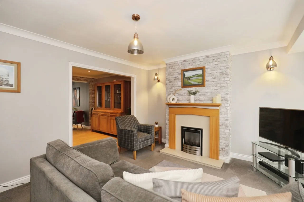 Castle Close, Killinghall, Harrogate, North Yorkshire, HG3, photo 11