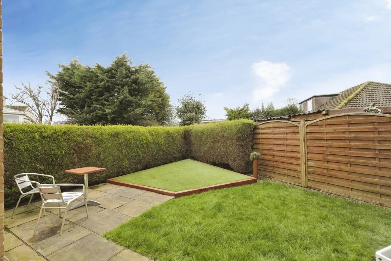 Castle Close, Killinghall, Harrogate, North Yorkshire, HG3, photo 24