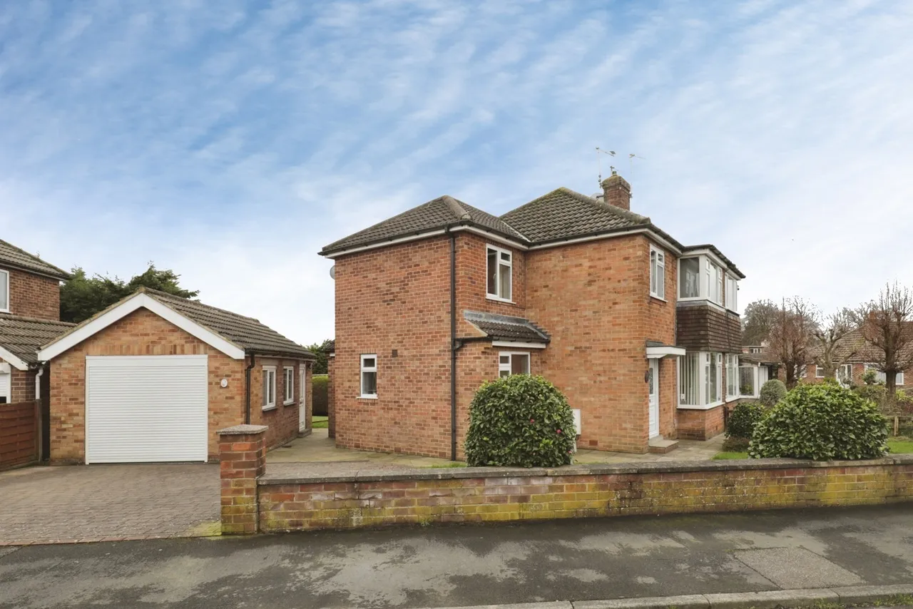 Castle Close, Killinghall, Harrogate, North Yorkshire, HG3, photo 26