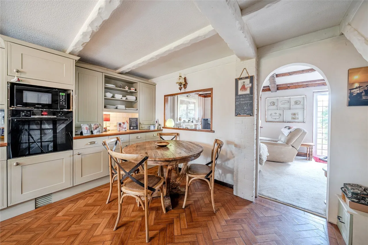 Overstand Close, Beckenham, BR3, photo 11
