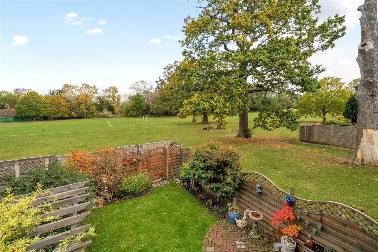 Overstand Close, Beckenham, BR3, photo 17