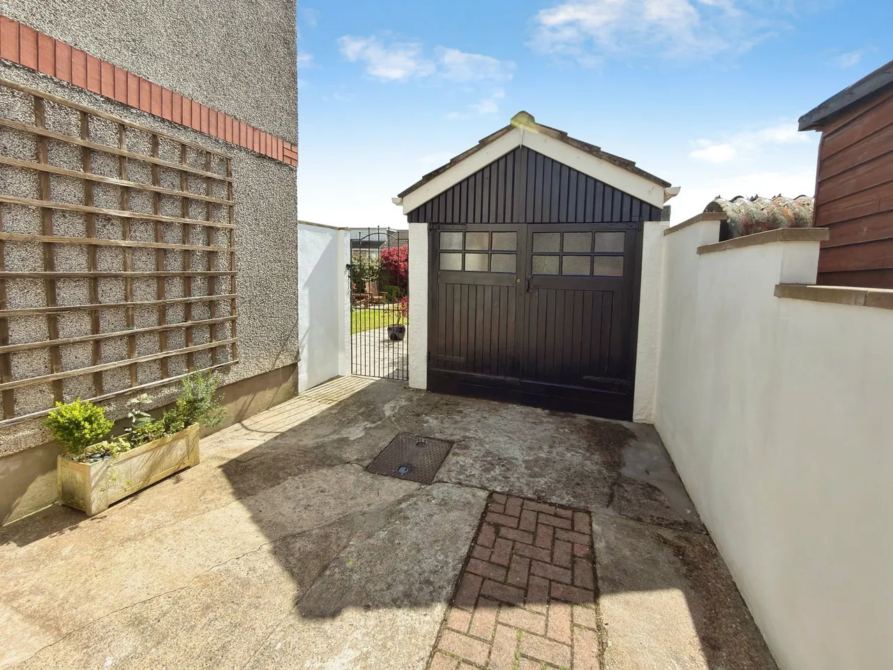 Llanllienwen Road, Cwmrhydyceirw, photo 40