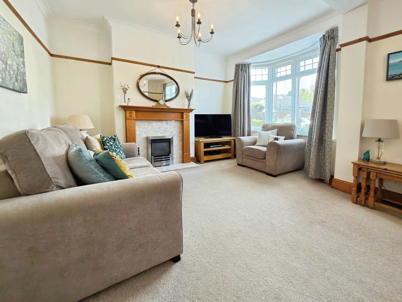 Llanllienwen Road, Cwmrhydyceirw, photo 4