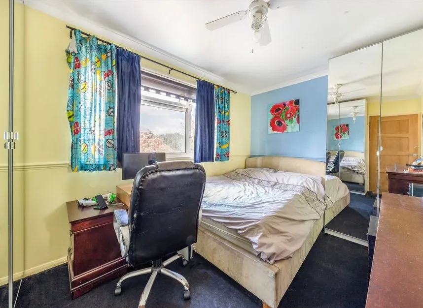 Winchester Road, Feltham, TW13, photo 7