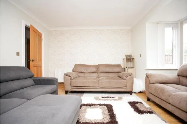 St. Lukes Way, Nuneaton, CV10, photo 5