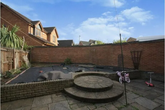 St. Lukes Way, Nuneaton, CV10, photo 18