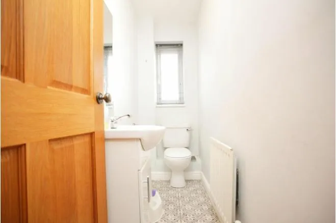 St. Lukes Way, Nuneaton, CV10, photo 10