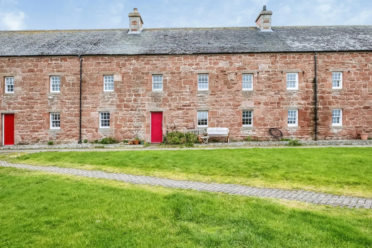 Marine Terrace, Cromarty, IV11, photo 2