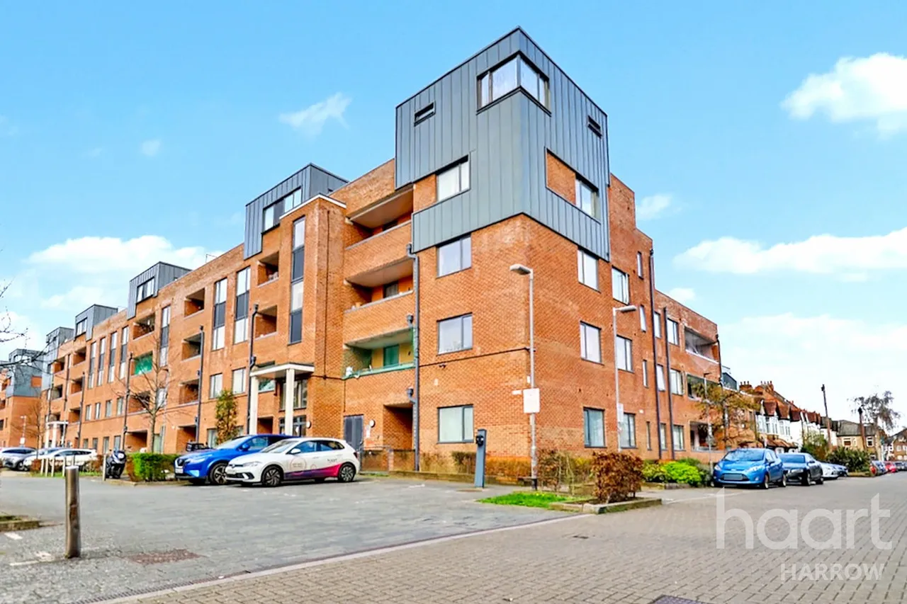 1 bed flat for sale, Artisan Place, Harrow, HA3