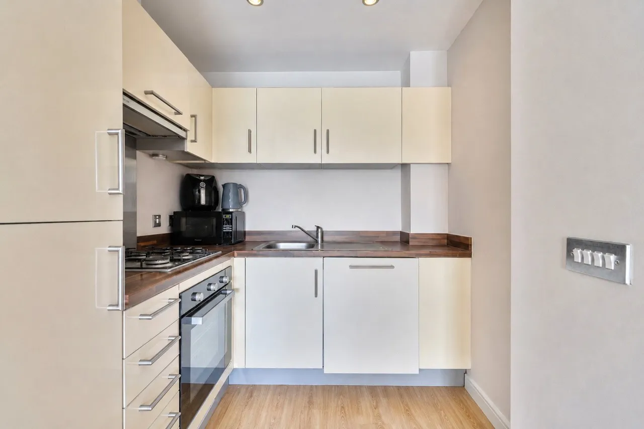 Broad Weir, Bristol, BS1, photo 3
