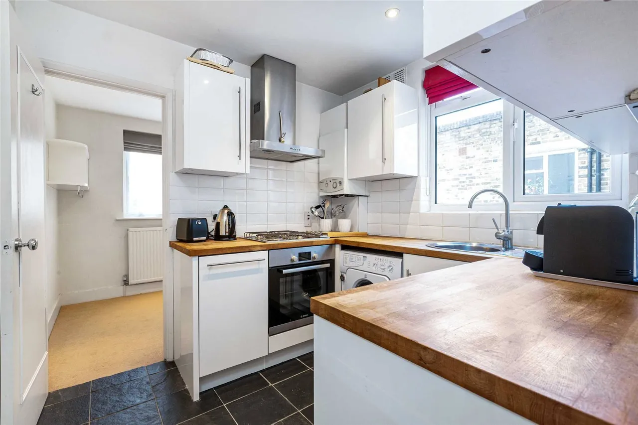 Chesson Road, London, W14, photo 6