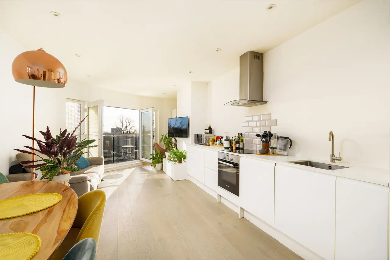 1 bed flat for sale, The Elms Nicoll Road, London, NW10