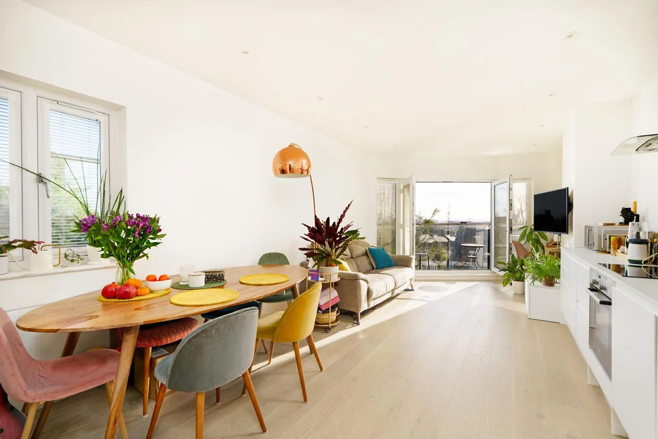 The Elms Nicoll Road, London, NW10, photo 9