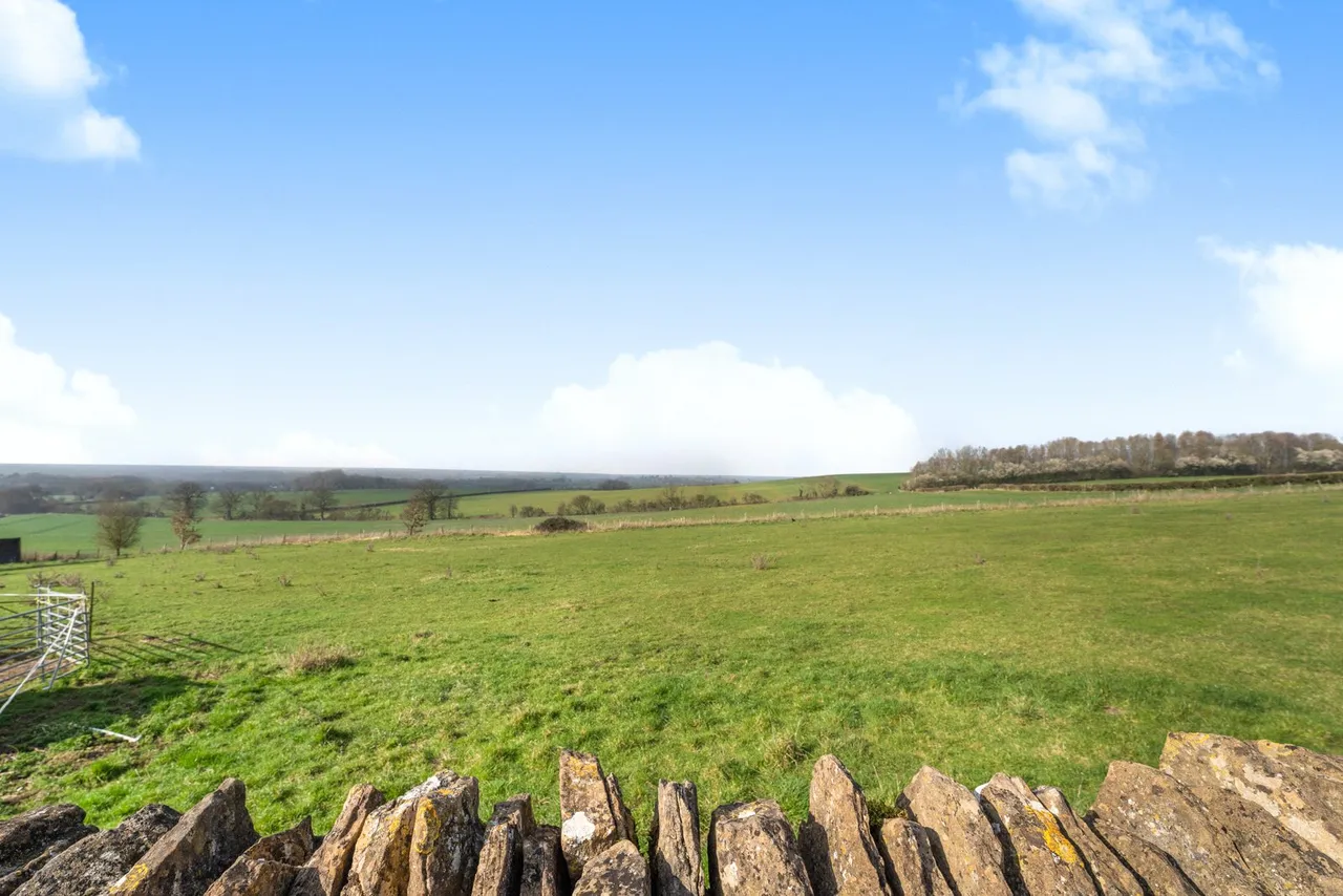 Charlton Road, Aynho, OX17, photo 10