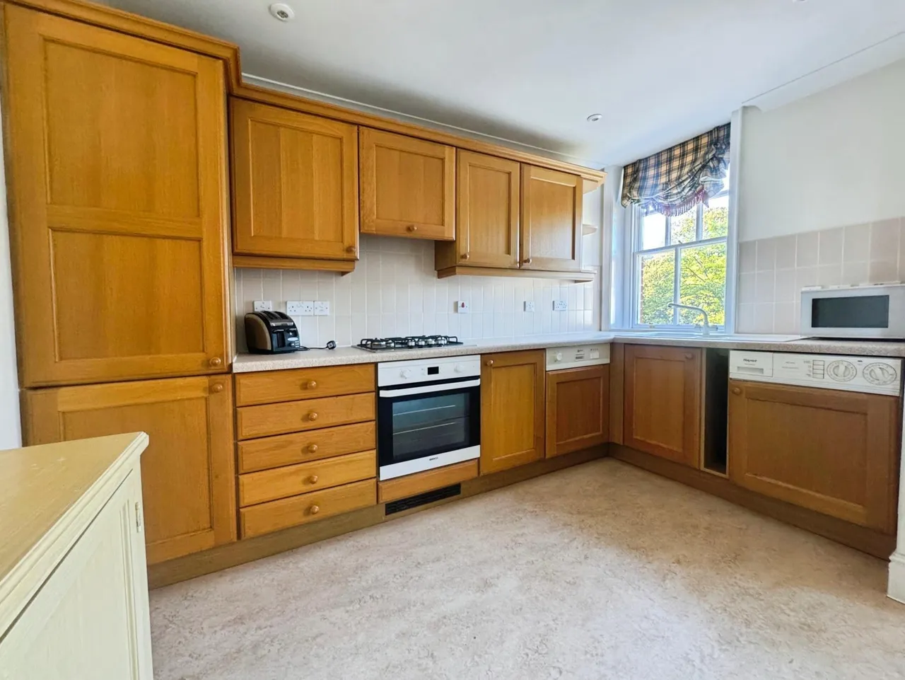 Crane Bridge Road, Salisbury, SP2, photo 3