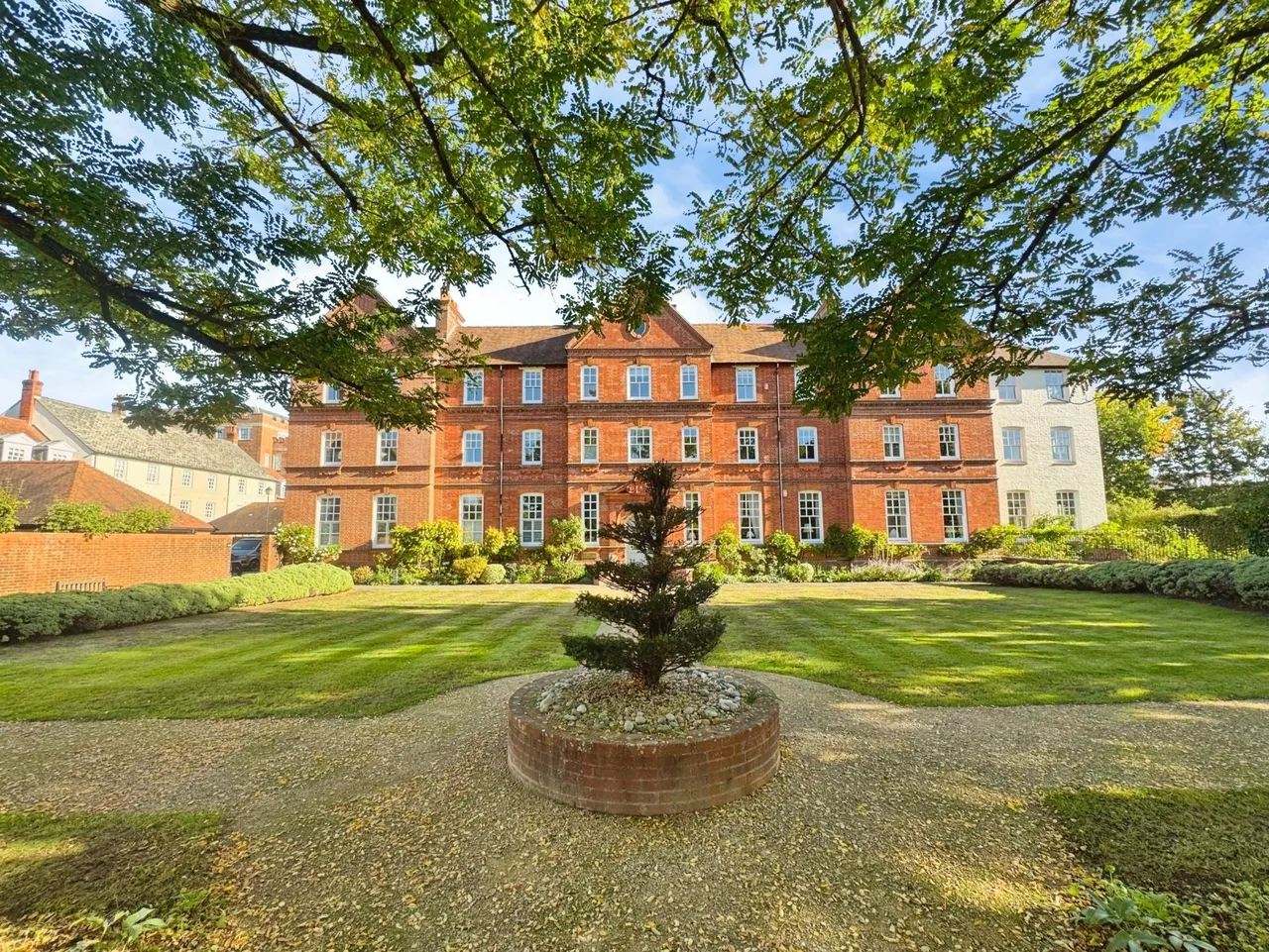 2 bed flat for sale, Crane Bridge Road, Salisbury, SP2
