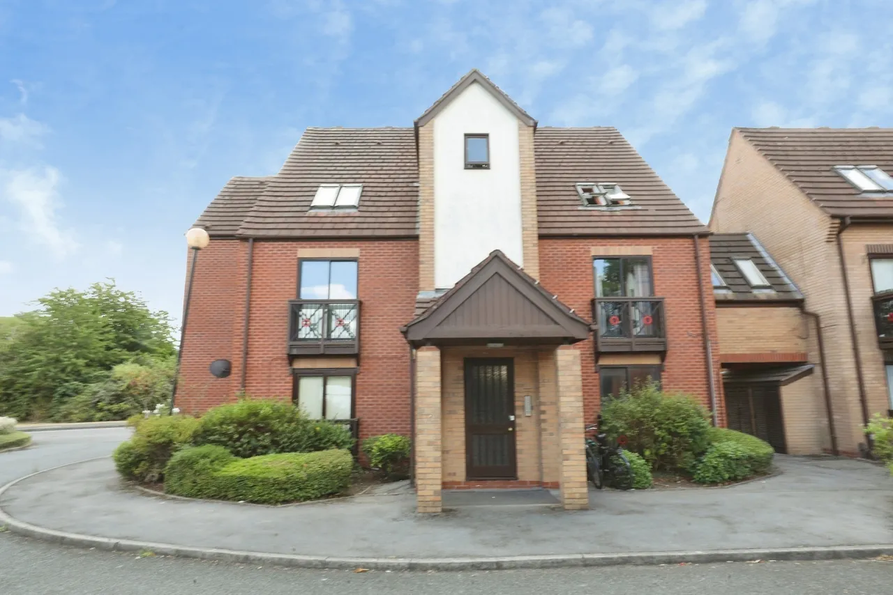 2 bed flat for sale — Peter James Court, Stafford, Staffordshire, ST16