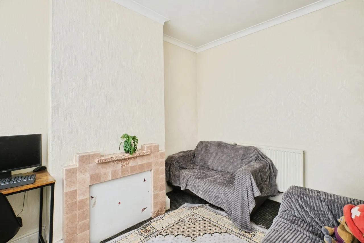 St. Benedicts Road, Birmingham, B10, photo 4