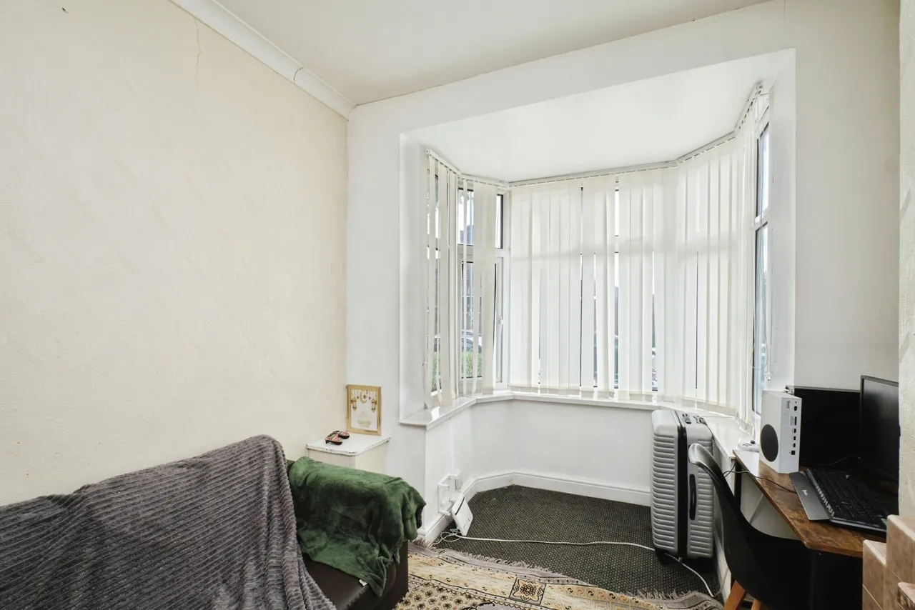 St. Benedicts Road, Birmingham, B10, photo 3