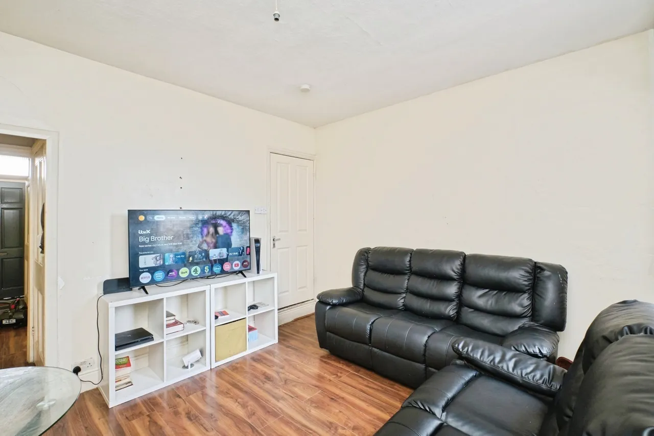 St. Benedicts Road, Birmingham, B10, photo 6