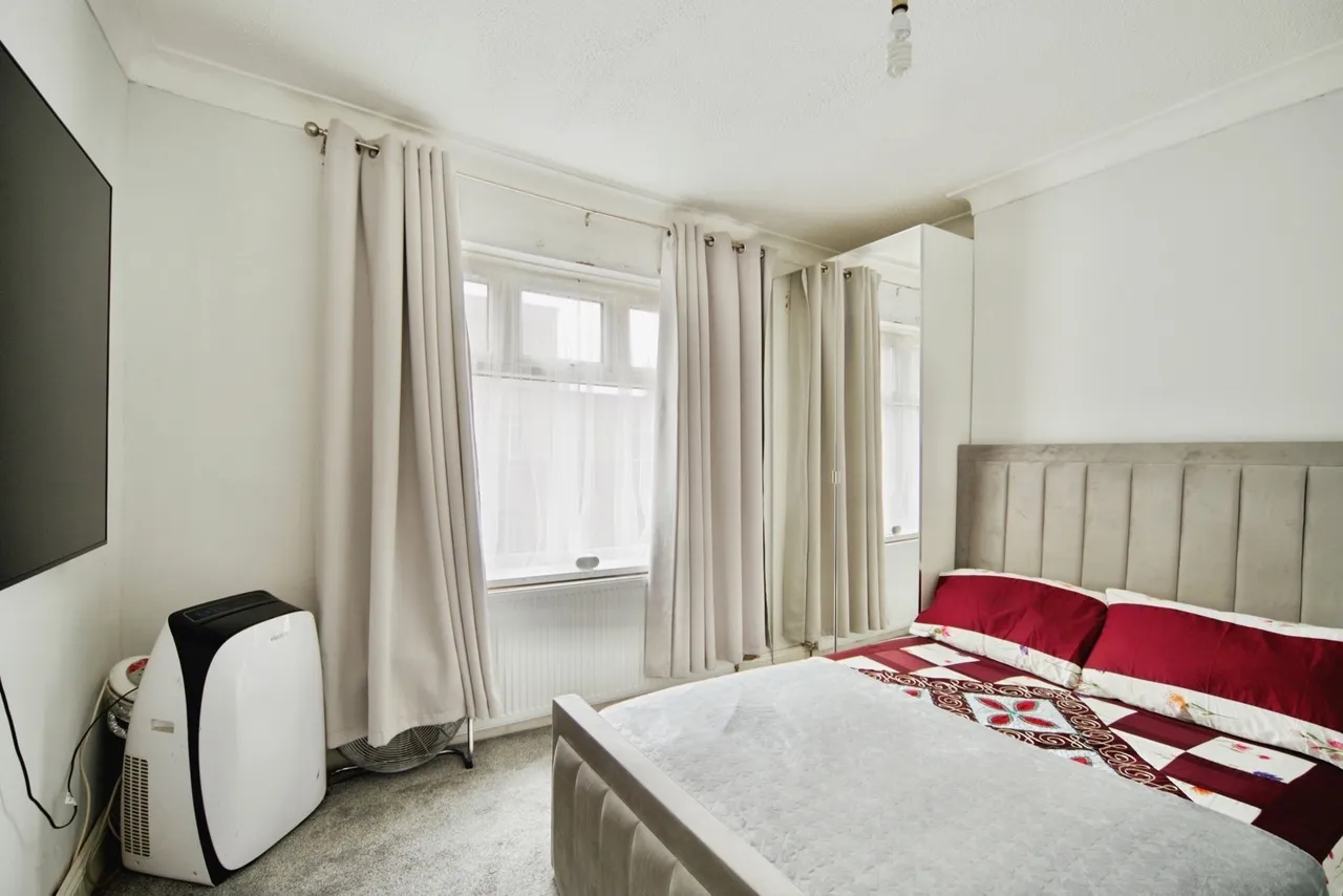 Burges Road, East Ham, London, E6, photo 9