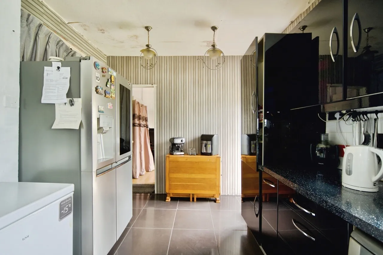 Burges Road, East Ham, London, E6, photo 3