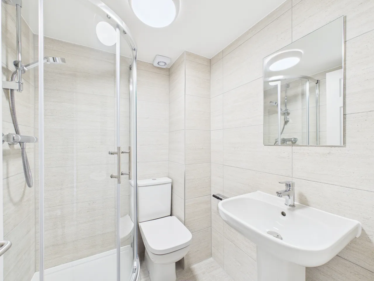 London Road, Gloucester, GL1, photo 4