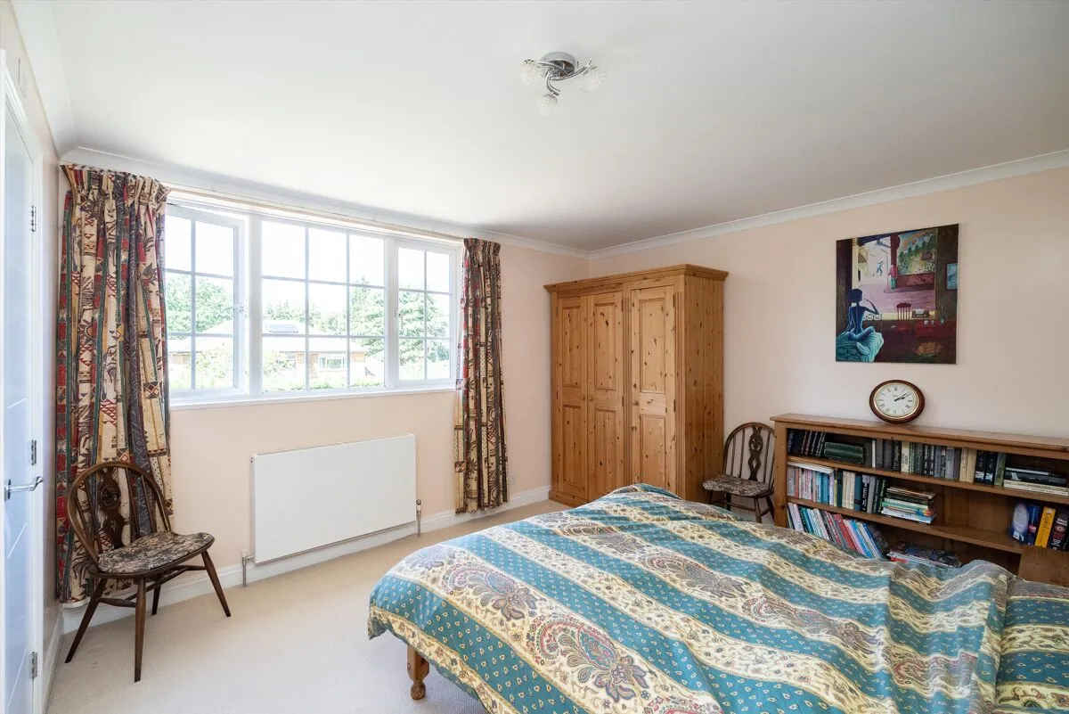 Milner Drive, Cobham, KT11, photo 14