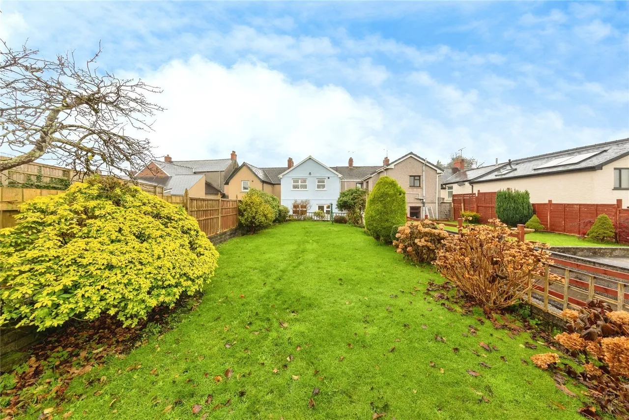 Osborne Terrace, St. Clears, SA33, photo 18