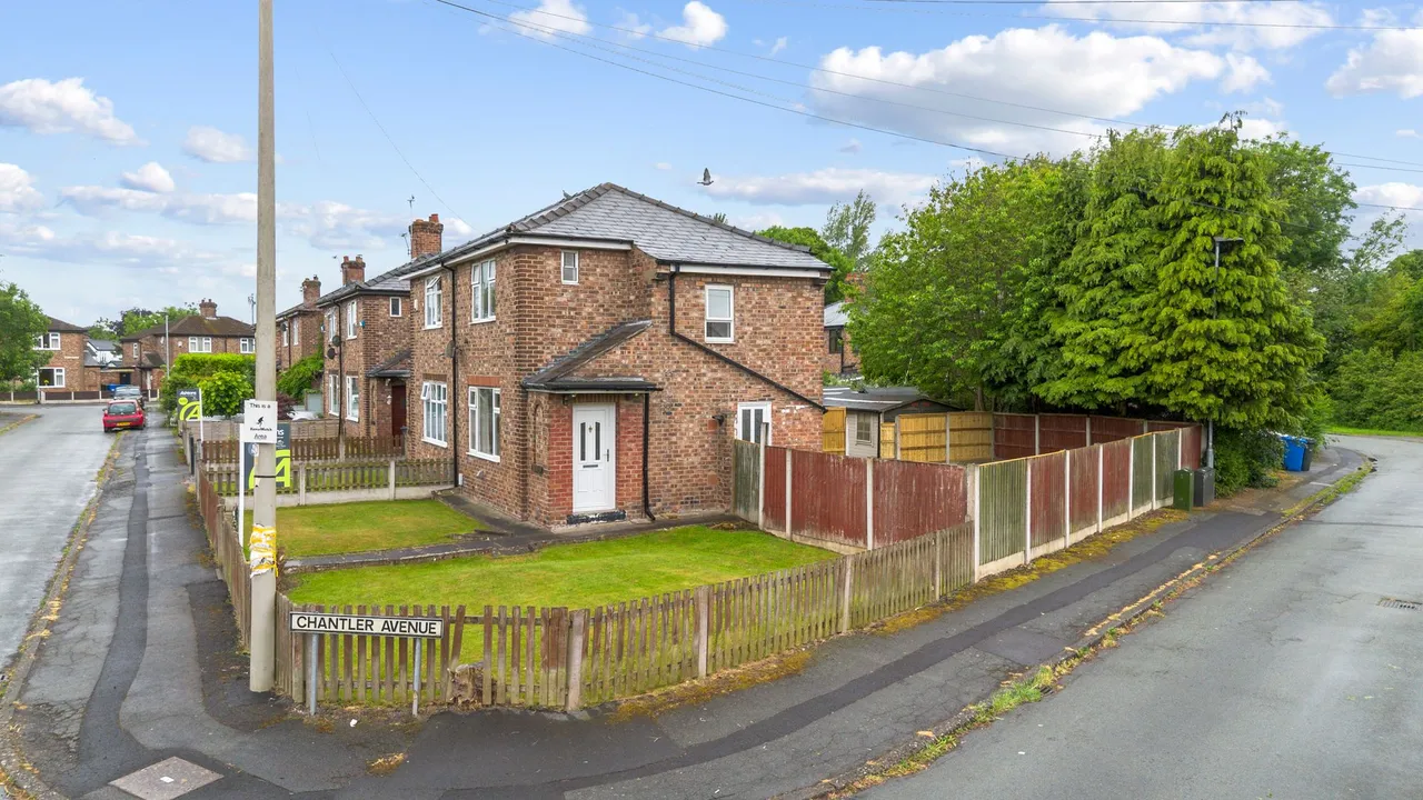 2 bed house for sale — Chantler Avenue, Warrington, Warrington, WA4 1QP
