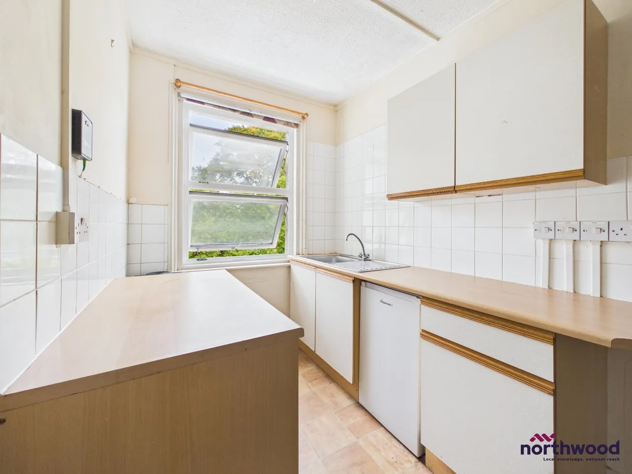 Upperton Gardens, Upperton, BN21, photo 4