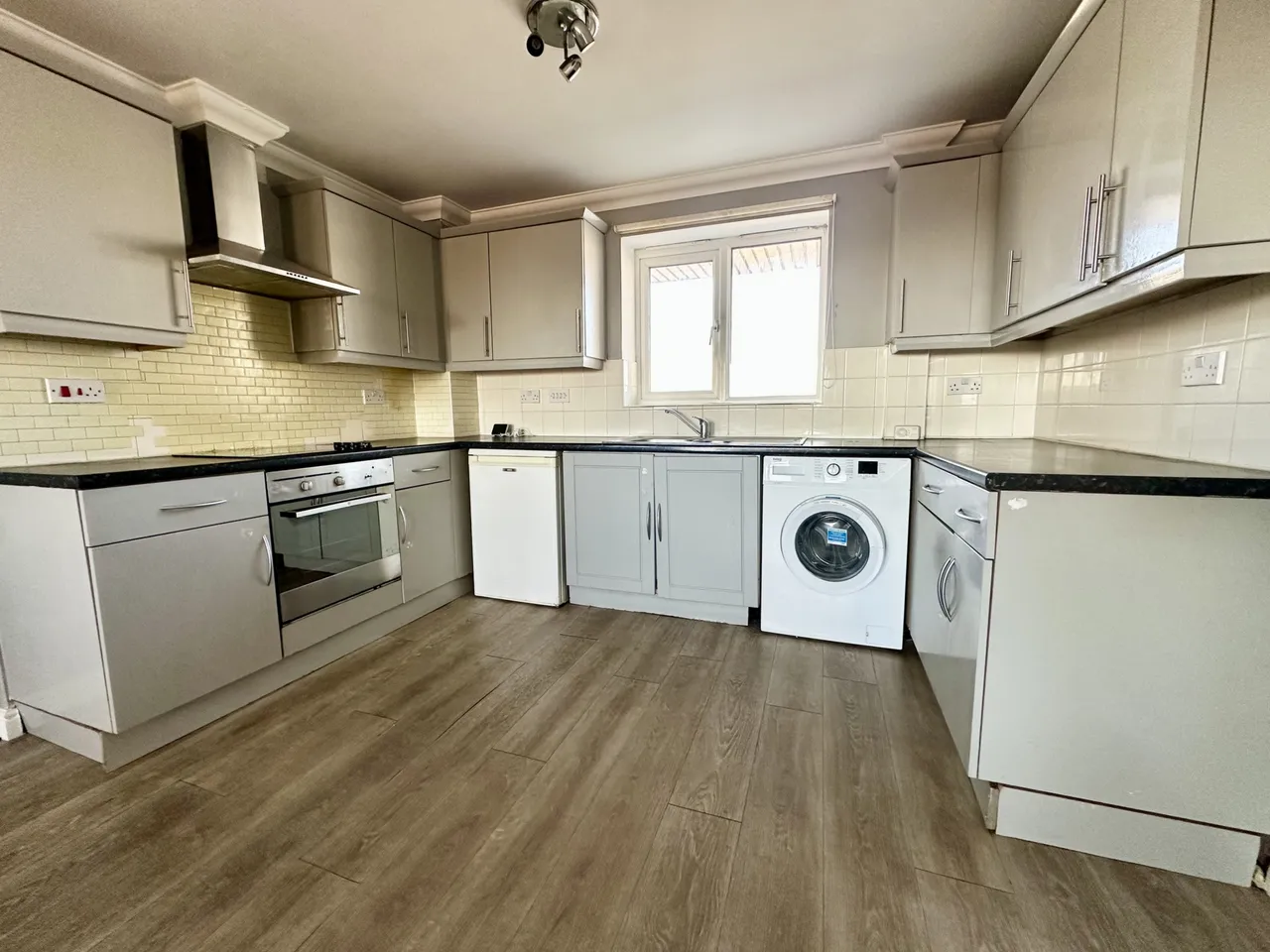 Pier Road, Erith, DA8 1TB, photo 4