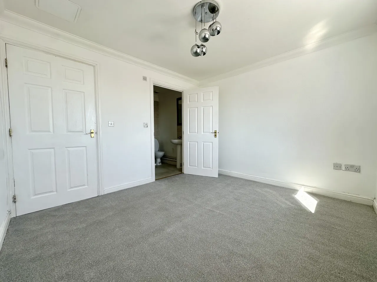 Pier Road, Erith, DA8 1TB, photo 9