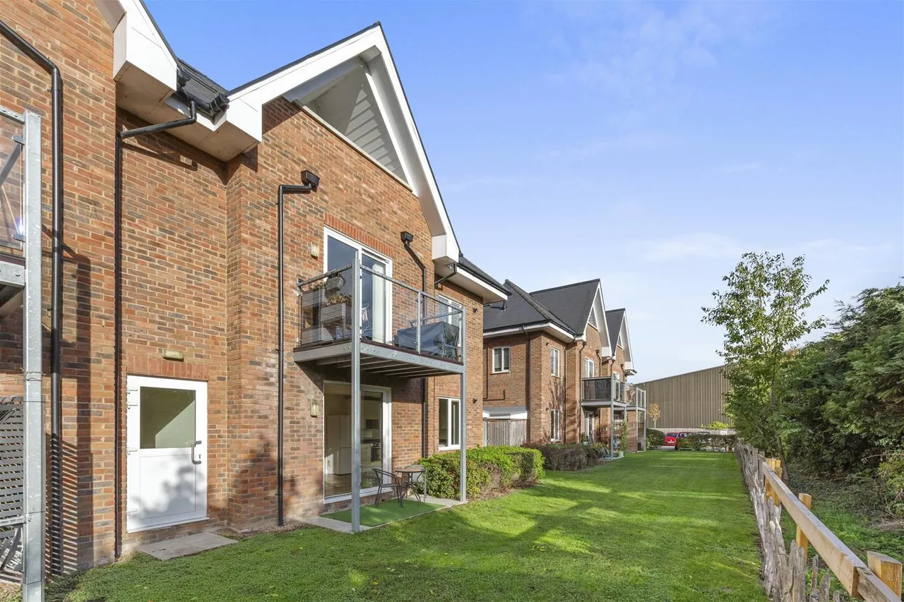 Gilletts Lane, High Wycombe, HP12, photo 2