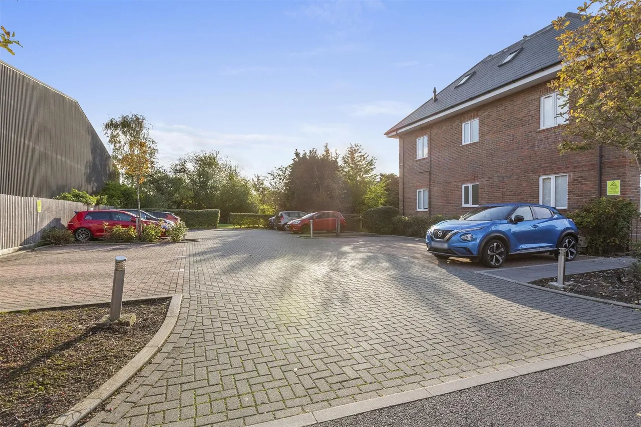 Gilletts Lane, High Wycombe, HP12, photo 15