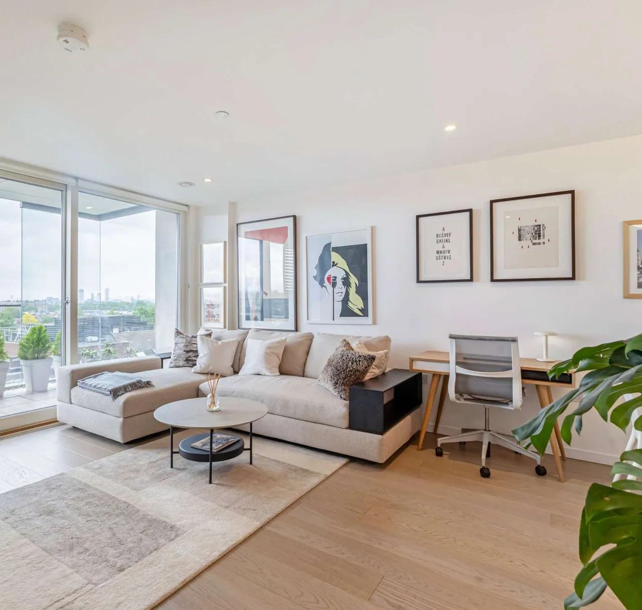1 bed flat for sale — Upper Richmond Road, Putney, London, SW15 2DD