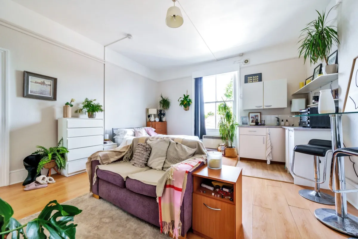 Kings Avenue, London, SW4, photo 3
