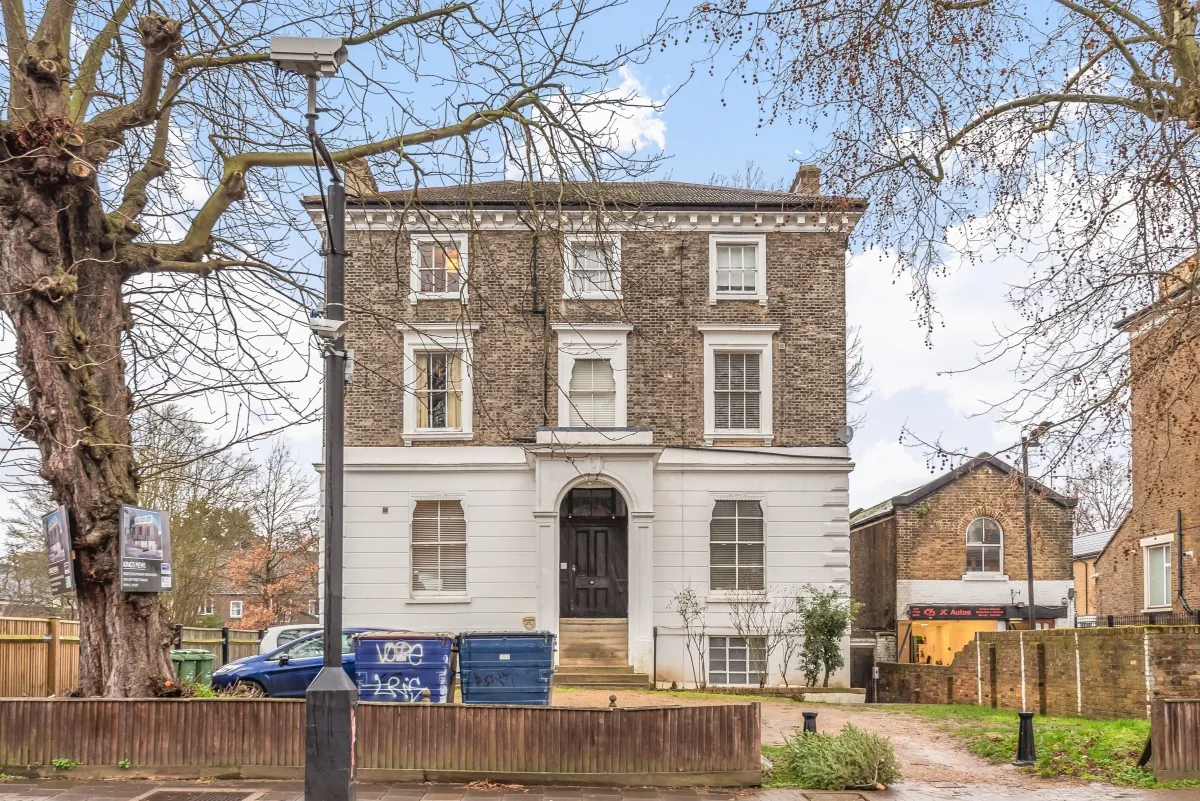 Kings Avenue, London, SW4, photo 2
