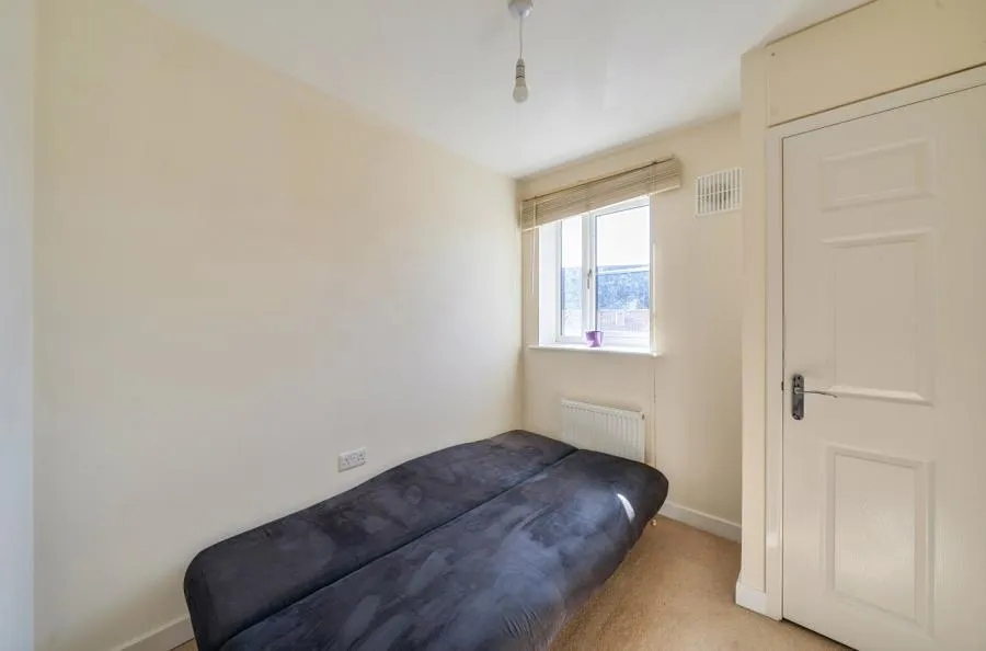 Daimler Drive, Dunstable, LU6, photo 6
