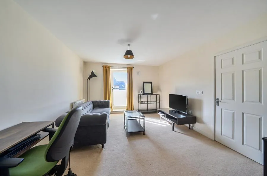 Daimler Drive, Dunstable, LU6, photo 4
