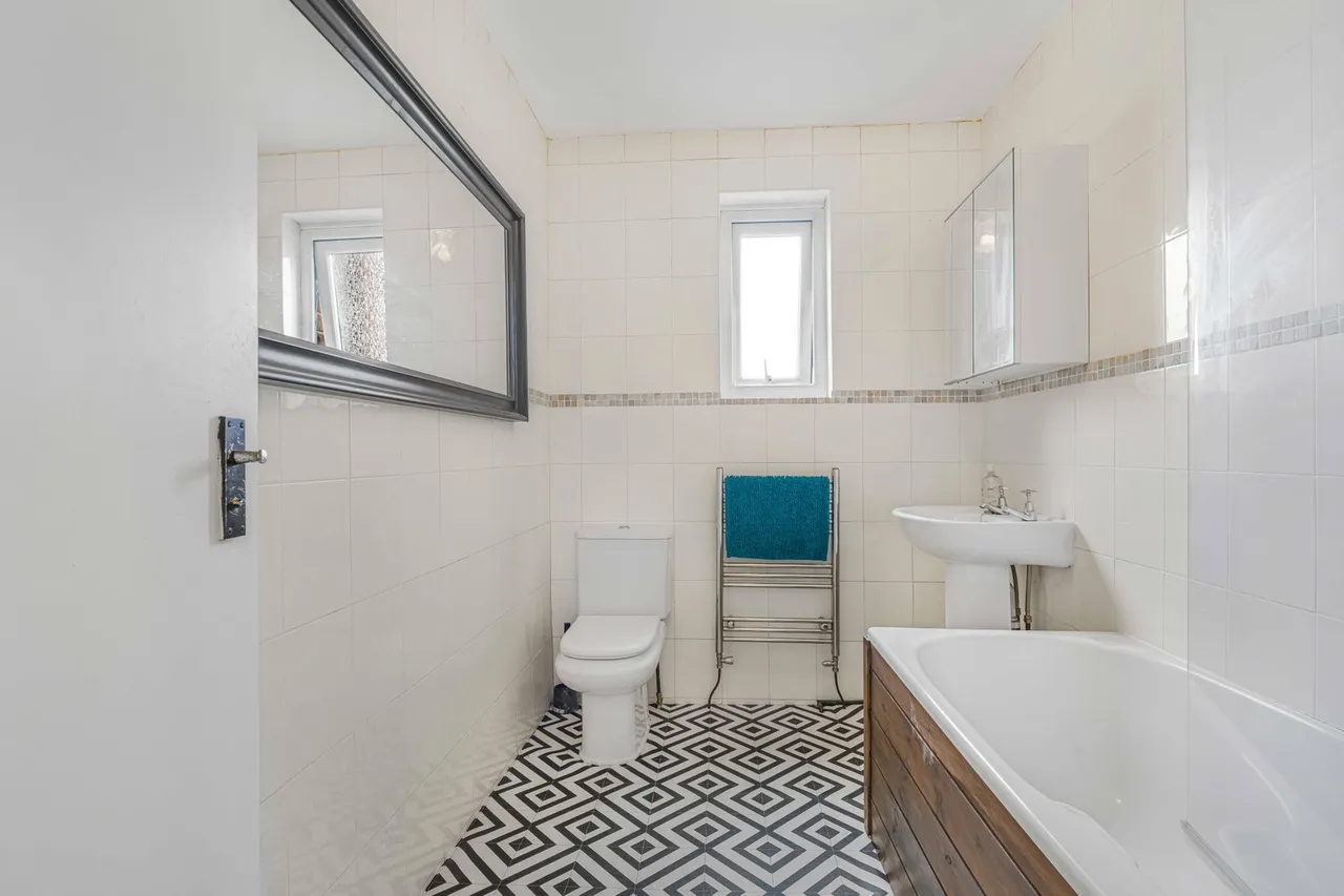 Albert Road, Manchester, M19, photo 16