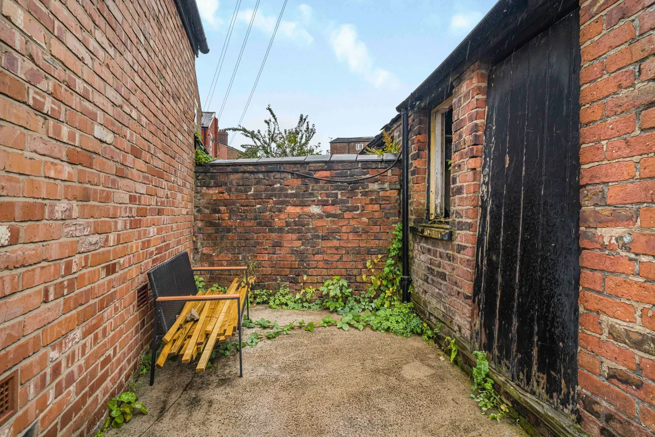 Albert Road, Manchester, M19, photo 19