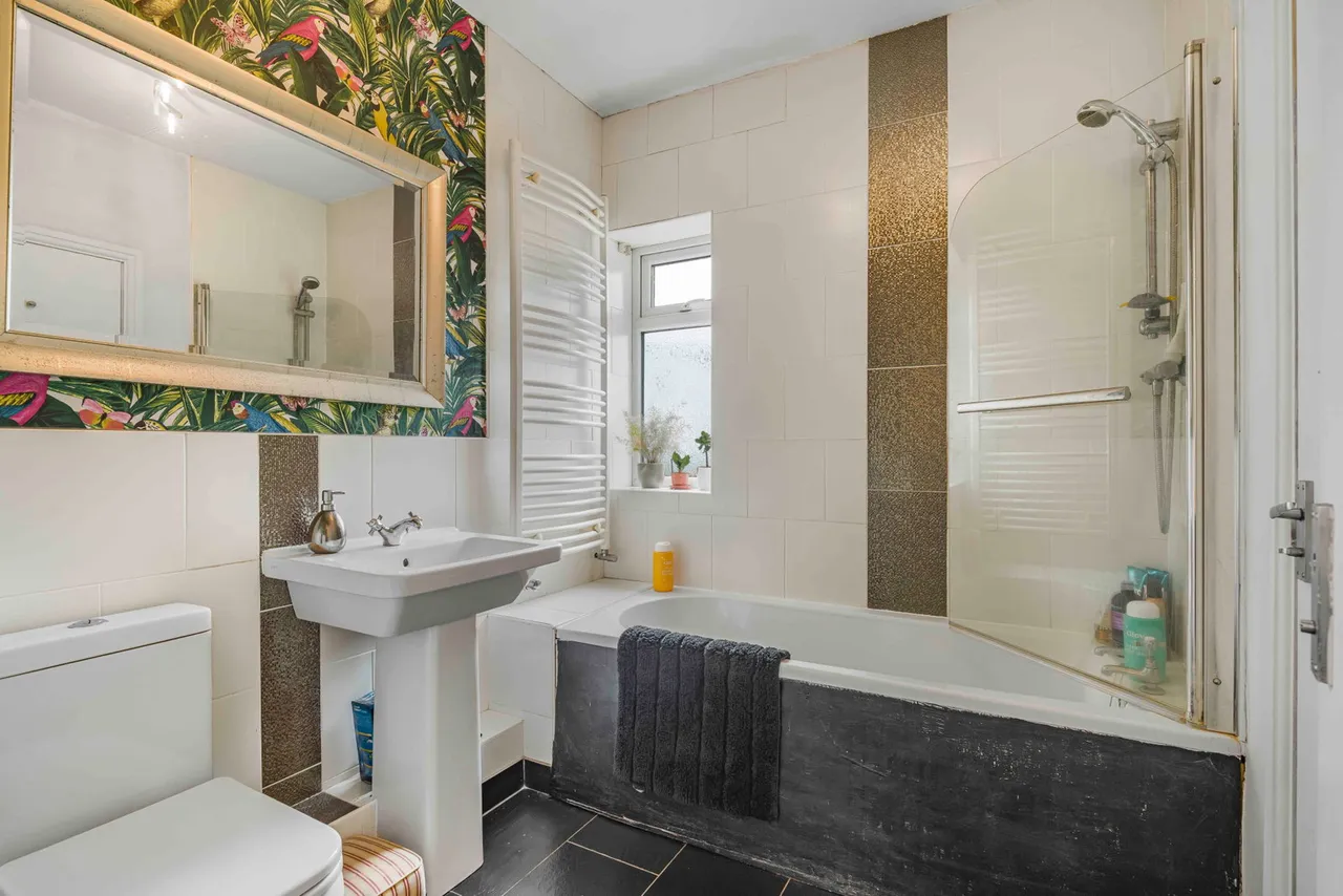 Albert Road, Manchester, M19, photo 11