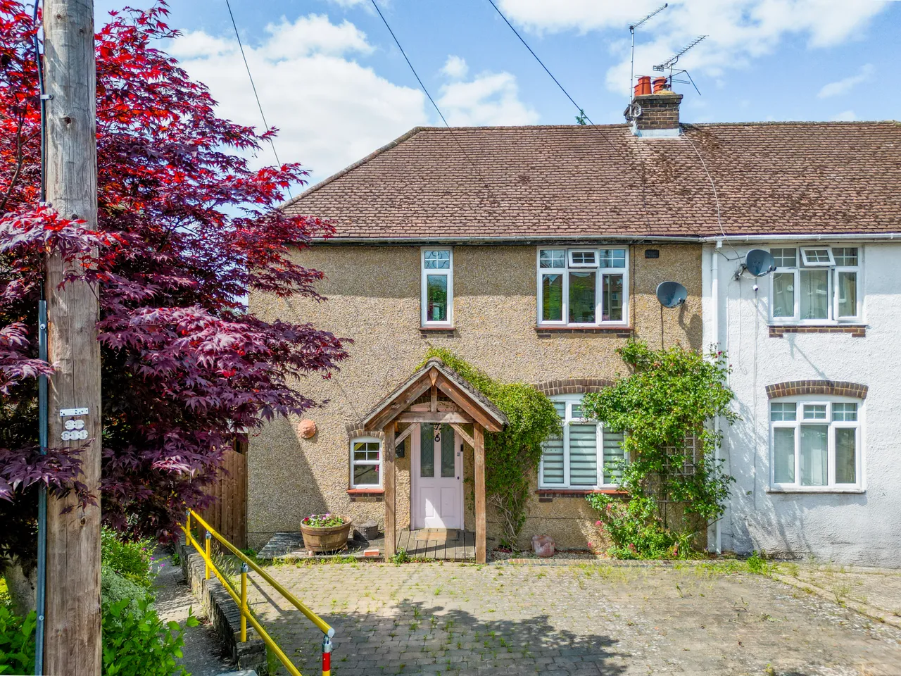 Olivers Close, Potten End, photo 31