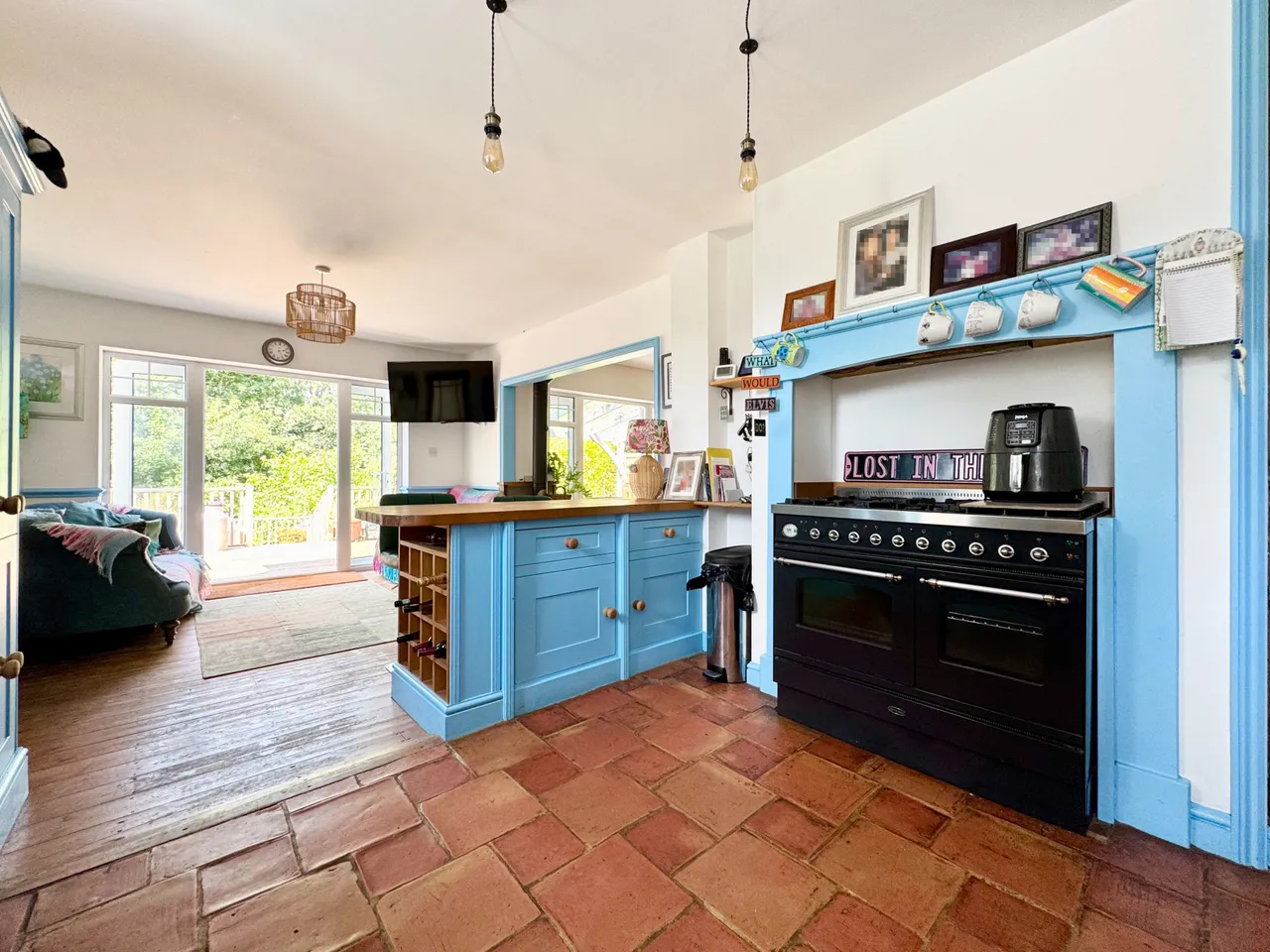 Olivers Close, Potten End, photo 9