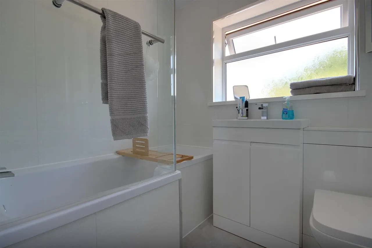 Mill Drive, Leven, Beverley, photo 13