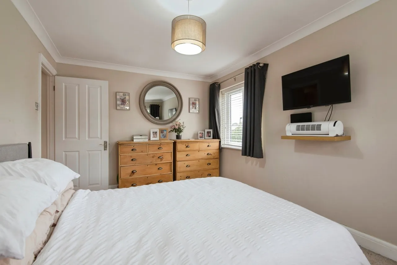 Gosling Avenue, Offley, Hitchin, Hertfordshire, SG5, photo 6